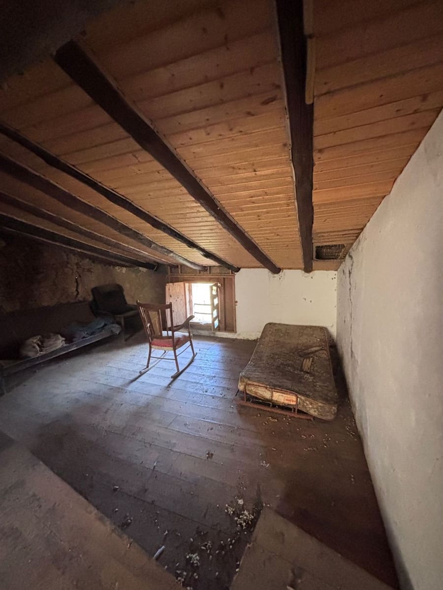 1 bedroom Finca/Country House for sale in Tivissa with garage - € 15,000 (Ref: 9560953)