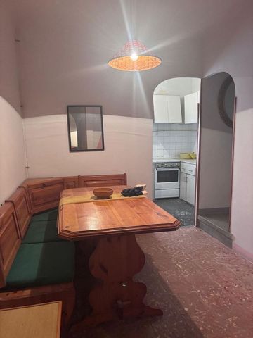 3 soverom Finca/Herregård til salgs i Flix med garasje - € 54 000 (Ref: 9629669)