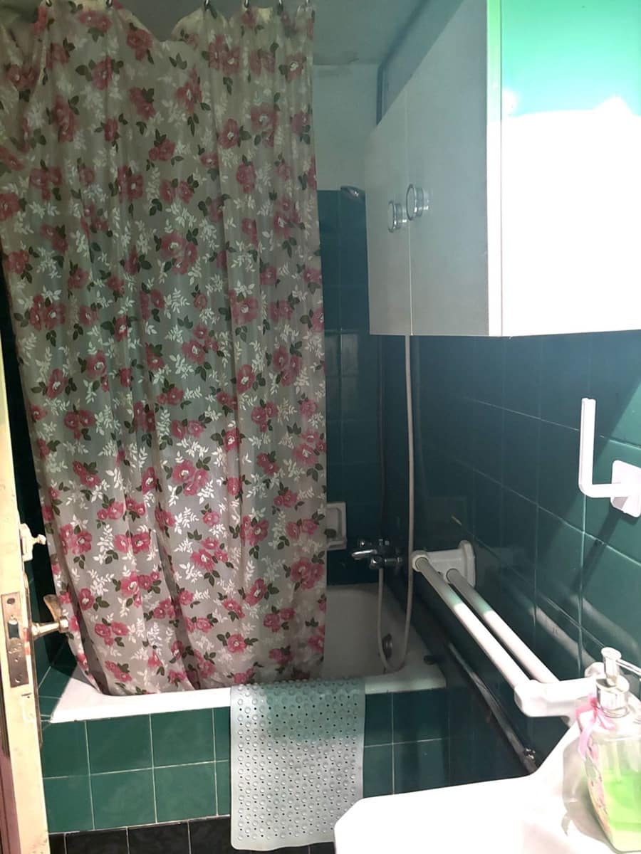 5 bedroom Finca/Country House for sale in Tivissa with garage - € 75,000 (Ref: 9697976)