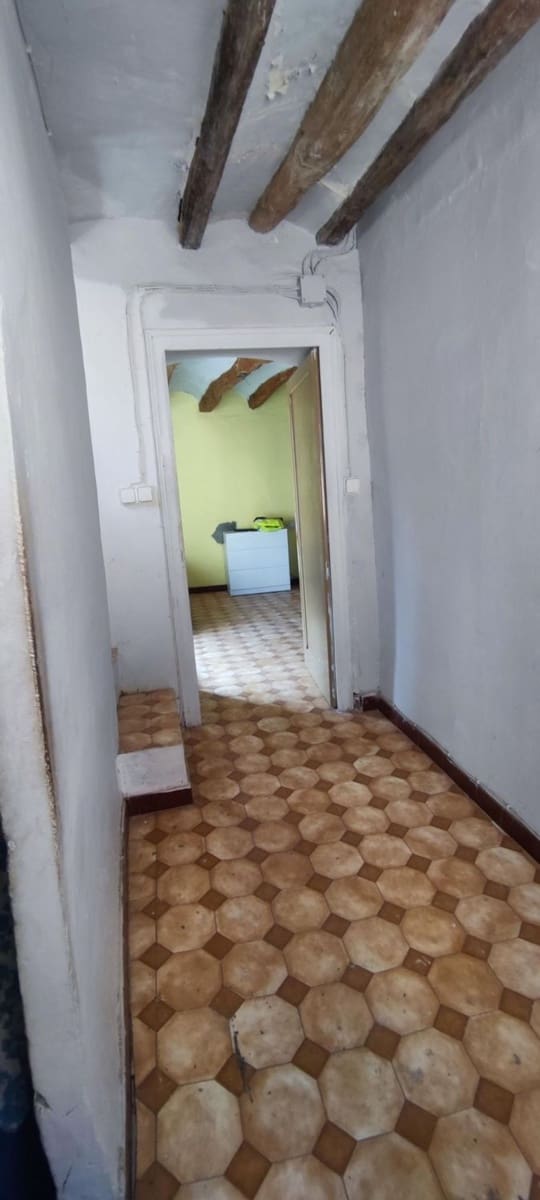 2 bedroom Townhouse for sale in Cabaces with garage - € 35,000 (Ref: 9704452)