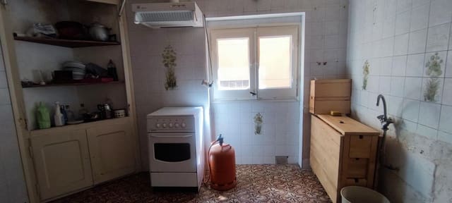 2 bedroom Townhouse for sale in Cabacés with garage - € 35,000 (Ref: 9704452)