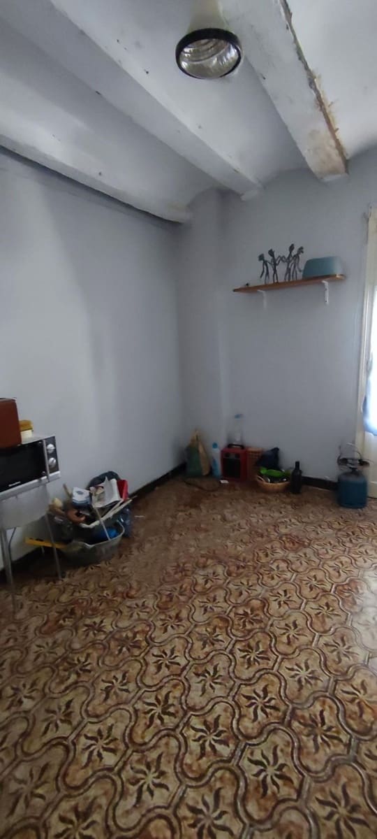 2 bedroom Townhouse for sale in Cabaces with garage - € 35,000 (Ref: 9704452)