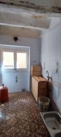 2 bedroom Townhouse for sale in Cabacés with garage - € 35,000 (Ref: 9704452)