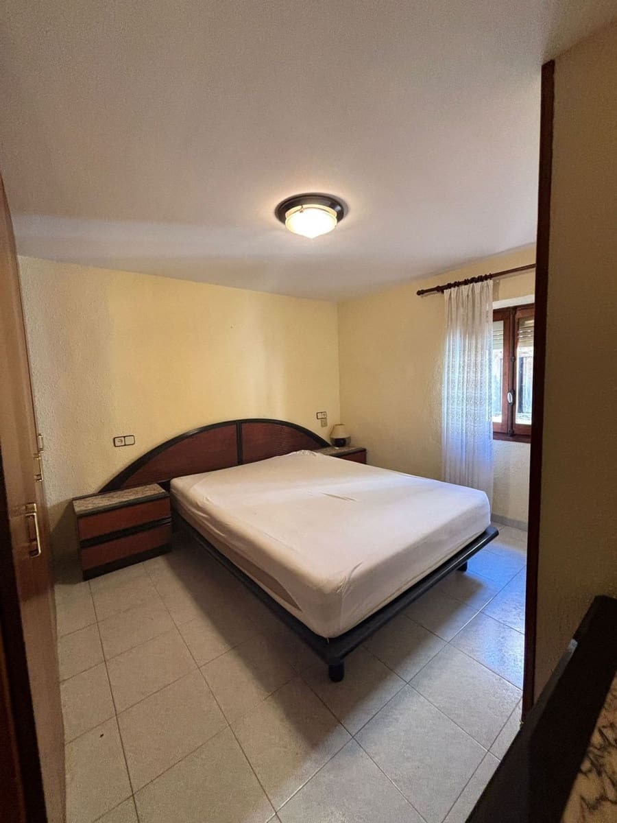 4 slaapkamer Finca/Landhuis te koop in Tivissa met garage - € 110.000 (Ref: 9761596)