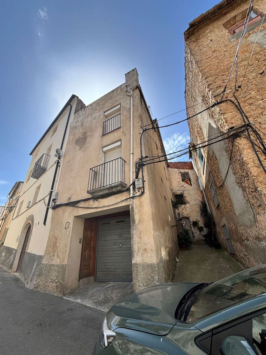 4 slaapkamer Finca/Landhuis te koop in Tivissa met garage - € 110.000 (Ref: 9761596)