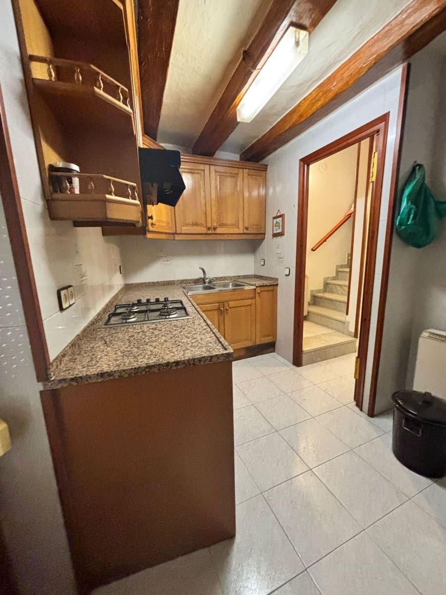 4 slaapkamer Finca/Landhuis te koop in Tivissa met garage - € 110.000 (Ref: 9761596)