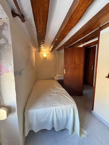 4 chambre Finca/Maison de Campagne à vendre à Tivissa avec garage - 110 000 € (Ref: 9761596)