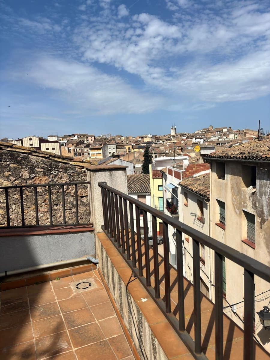 4 slaapkamer Finca/Landhuis te koop in Tivissa met garage - € 110.000 (Ref: 9761596)