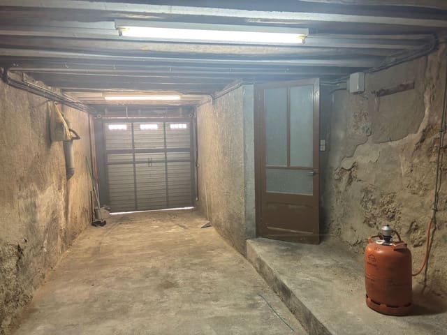4 chambre Finca/Maison de Campagne à vendre à Tivissa avec garage - 110 000 € (Ref: 9761596)
