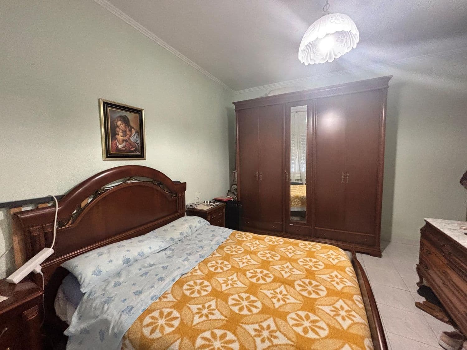 2 bedroom Villa for sale in Flix with garage - € 160,000 (Ref: 9833303)