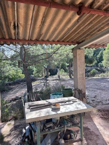 1 sypialnia Finka/Dom wiejski na sprzedaż w Flix z garażem - 62 000 € (Ref: 9877797)