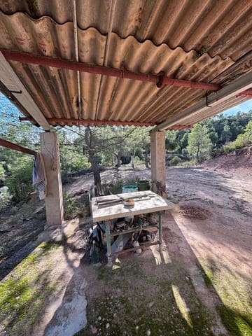 1 sypialnia Finka/Dom wiejski na sprzedaż w Flix z garażem - 62 000 € (Ref: 9877797)