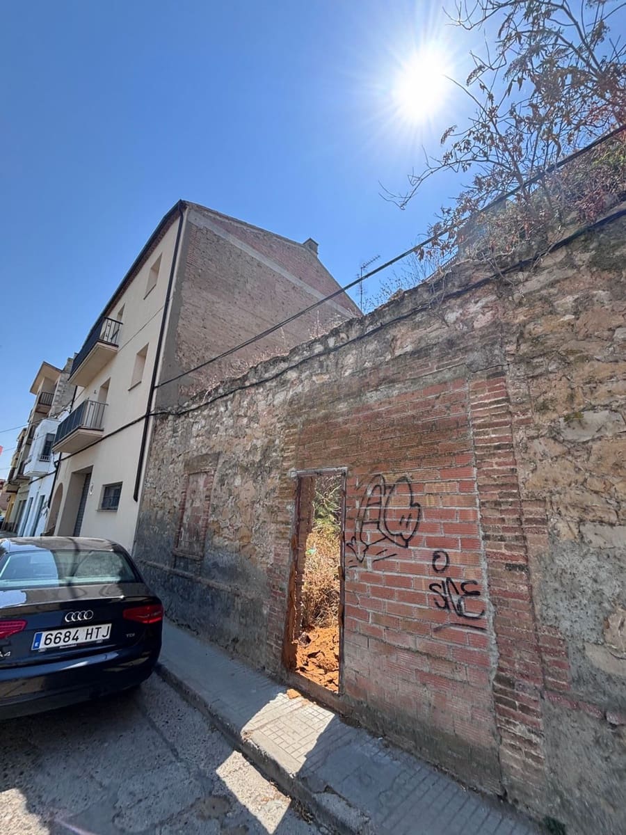 Undeveloped Land for sale in Flix - € 25,000 (Ref: 9956681)