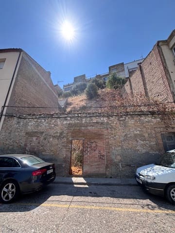 Ubebygd land til salgs i Flix - € 15 000 (Ref: 9956682)