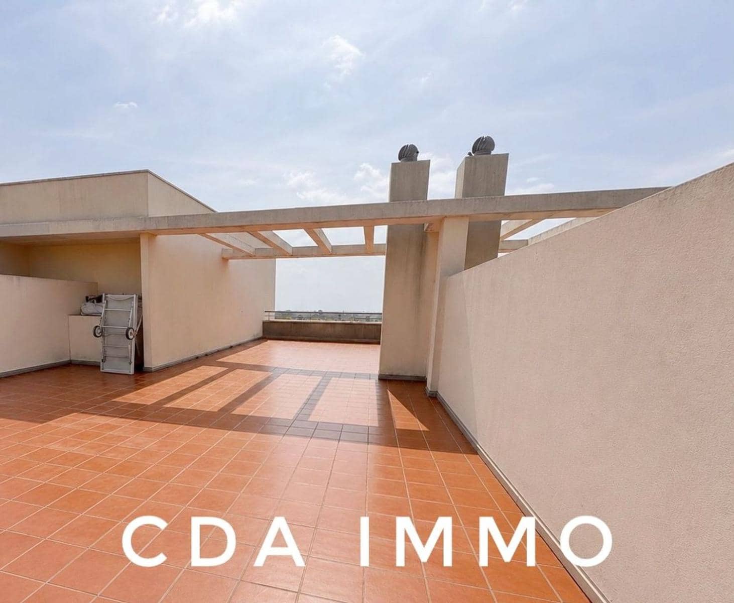 2 soveværelse Lejlighed til salg i Sant Jordi med swimmingpool garage - € 179.900 (Ref: 10115570)