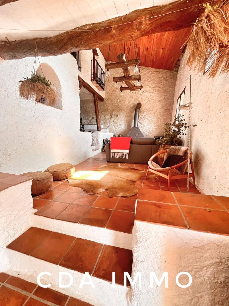 3 soveværelse Villa til salg i La Pobla de Benifassa - € 145.000 (Ref: 8440779)