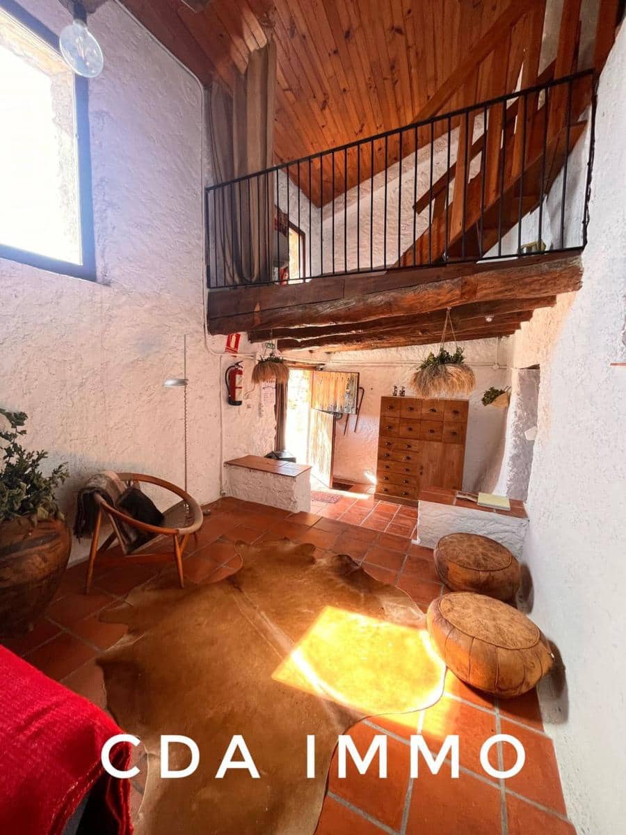 Chalet de 3 habitaciones en La Pobla de Benifassà en venta - 145.000 € (Ref: 8440779)