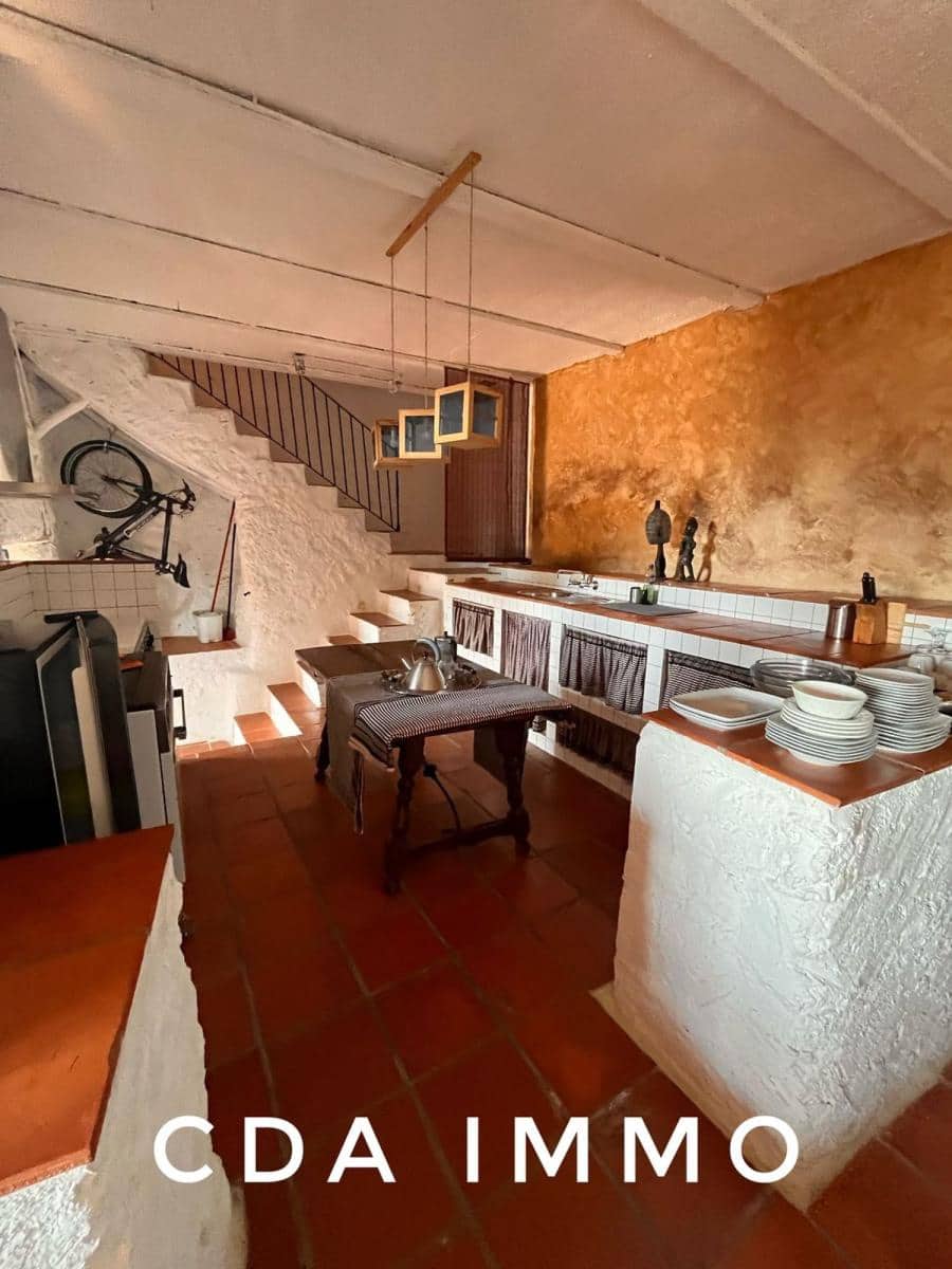 Chalet de 3 habitaciones en La Pobla de Benifassà en venta - 145.000 € (Ref: 8440779)