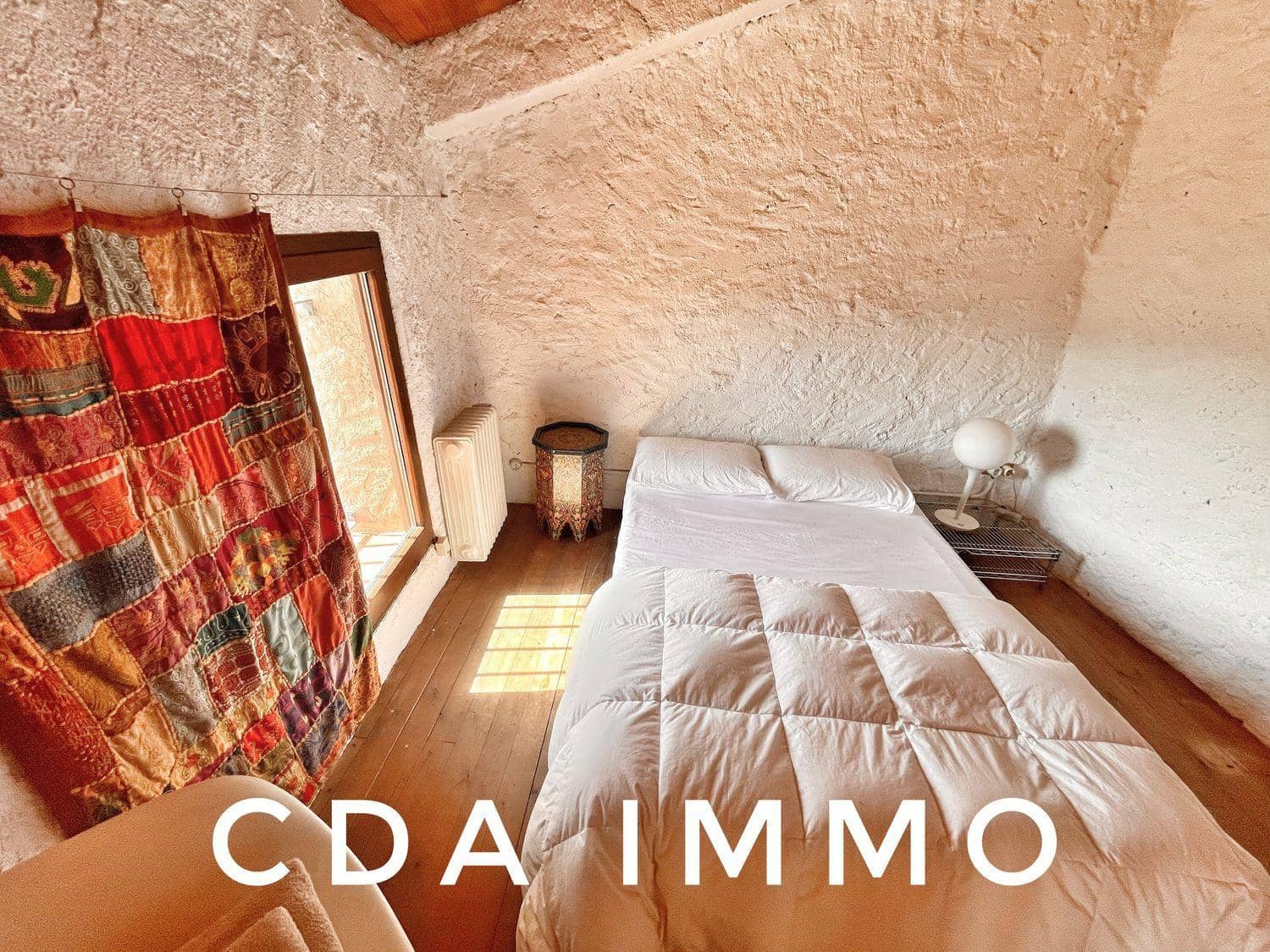 Chalet de 3 habitaciones en La Pobla de Benifassà en venta - 145.000 € (Ref: 8440779)