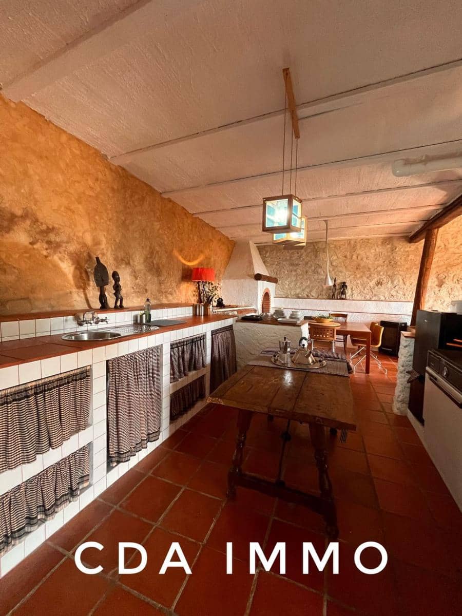 3 soverom Villa til salgs i La Pobla de Benifassa - € 145 000 (Ref: 8440779)