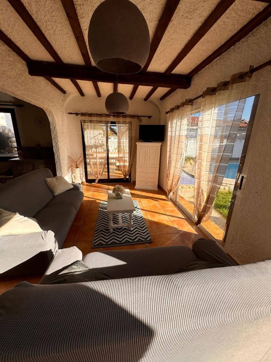 3 soveværelse Villa til salg i Vinaros med swimmingpool - € 320.000 (Ref: 8570744)