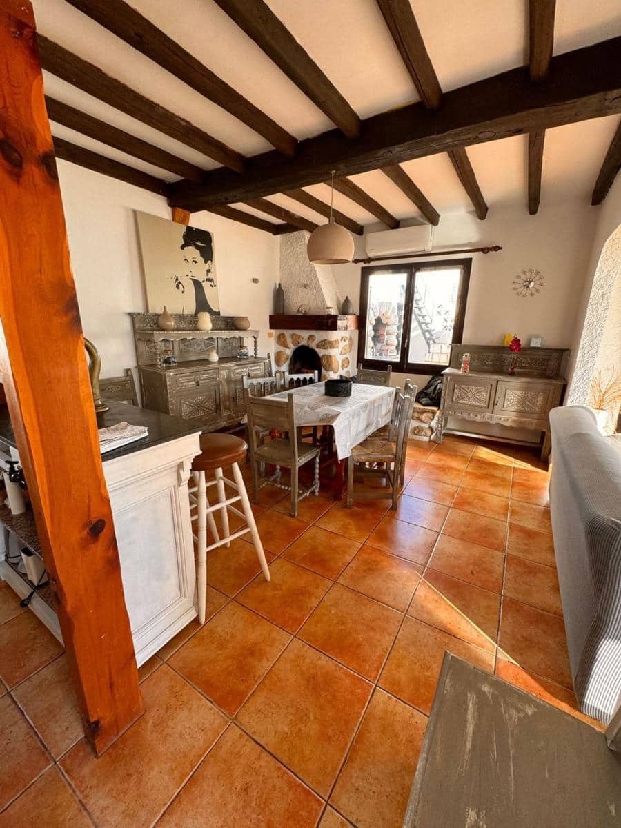 3 soveværelse Villa til salg i Vinaros med swimmingpool - € 320.000 (Ref: 8570744)