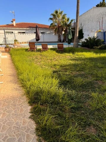 3 soveværelse Villa til salg i Vinaròs med swimmingpool - € 320.000 (Ref: 8570744)