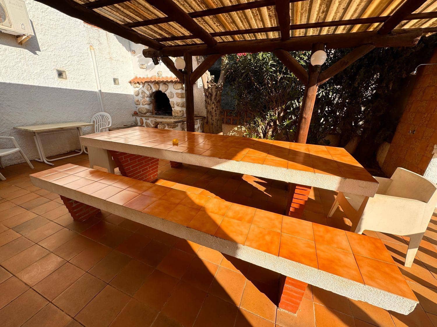 5 slaapkamer Villa te koop in Vinaros met zwembad - € 315.000 (Ref: 9001521)