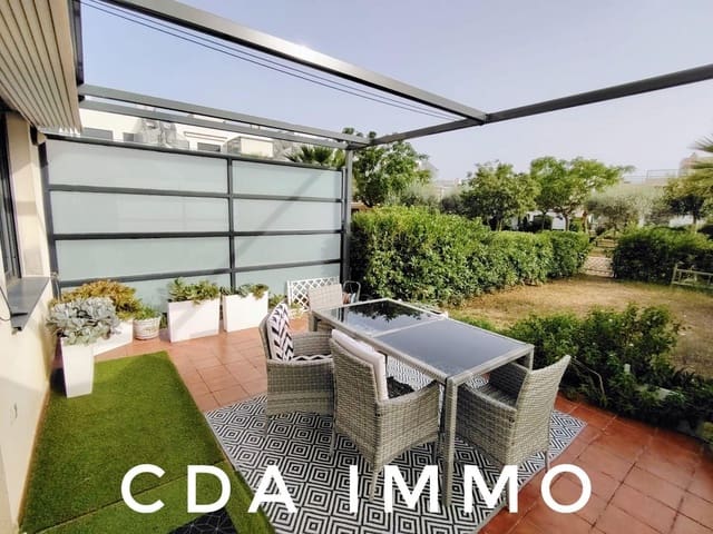 3 bedroom Townhouse for sale in Sant Jordi with pool - € 249,000 (Ref: 9200419)