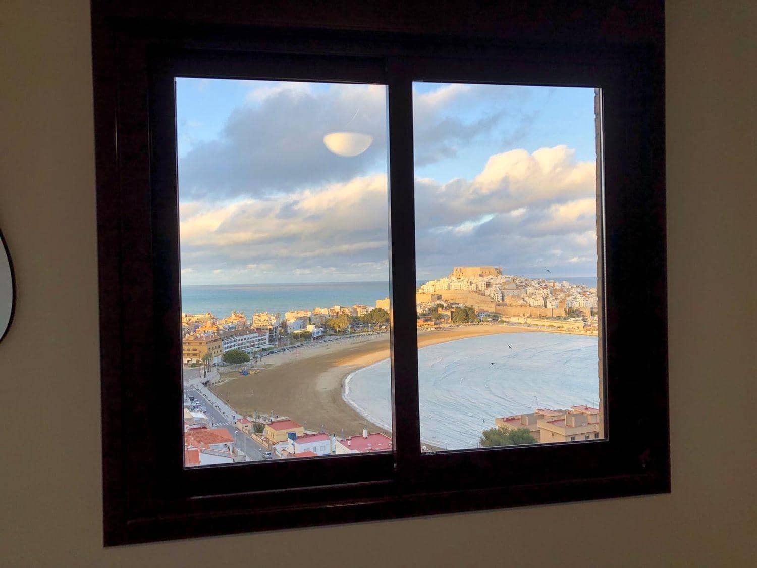 Piso de 2 habitaciones en Peñíscola en venta con piscina - 219.000 € (Ref: 9875861)