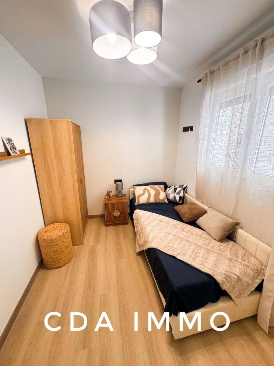 3 bedroom Flat for sale in Vinaros - € 199,000 (Ref: 9875867)