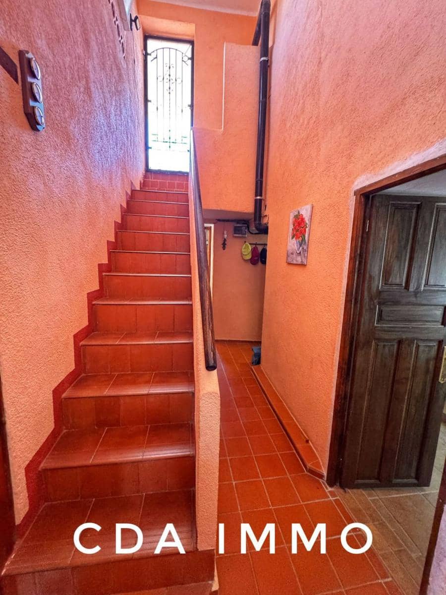 2 makuuhuone Huvila myytävänä paikassa San Rafael del Rio / Sant Rafael del Riu mukana uima-altaan - 209 000 € (Ref: 9936045)