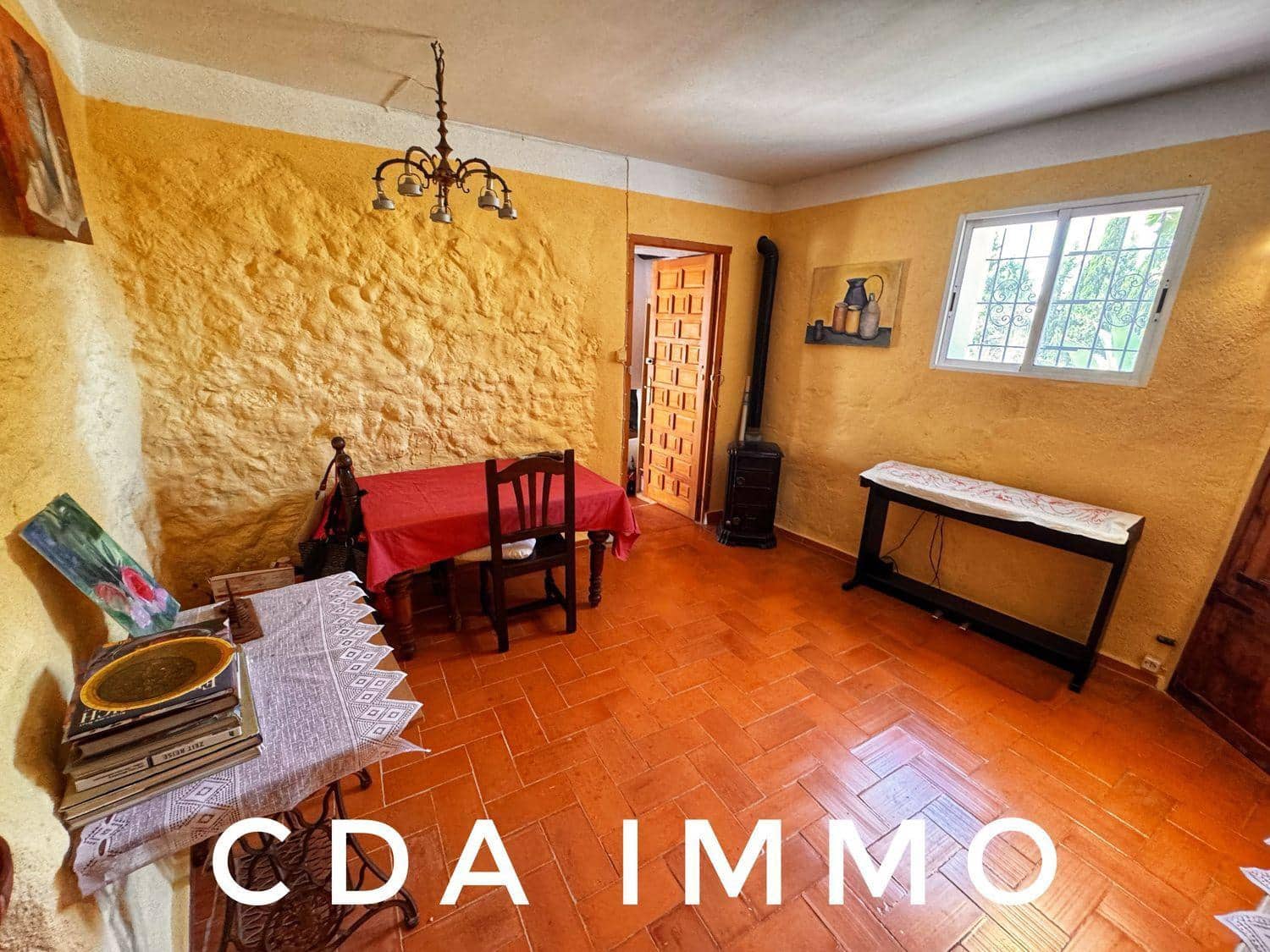 2 makuuhuone Huvila myytävänä paikassa San Rafael del Rio / Sant Rafael del Riu mukana uima-altaan - 209 000 € (Ref: 9936045)