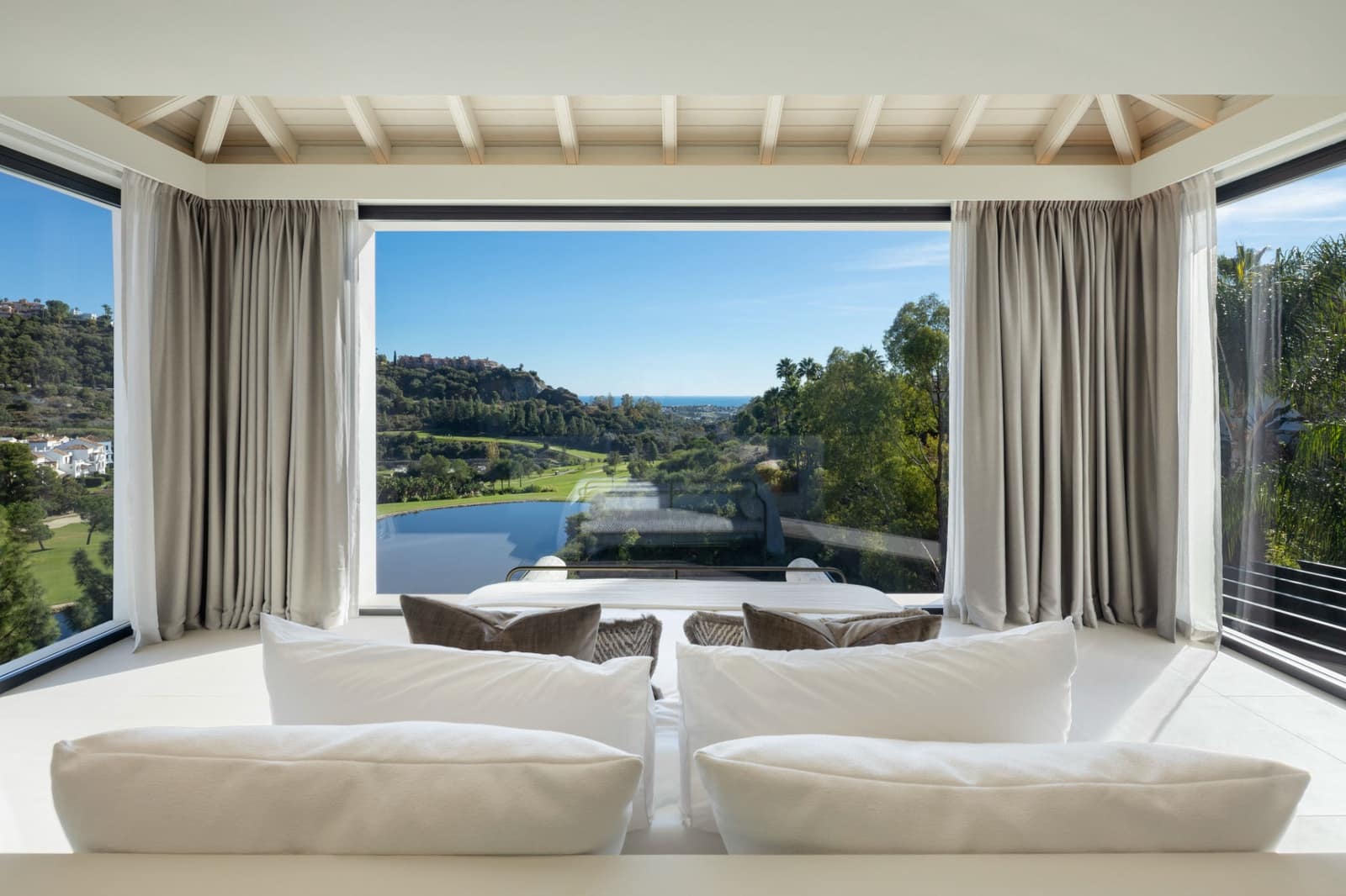 5 soveværelse Villa til salg i Los Arqueros med swimmingpool garage - € 5.750.000 (Ref: 8893048)