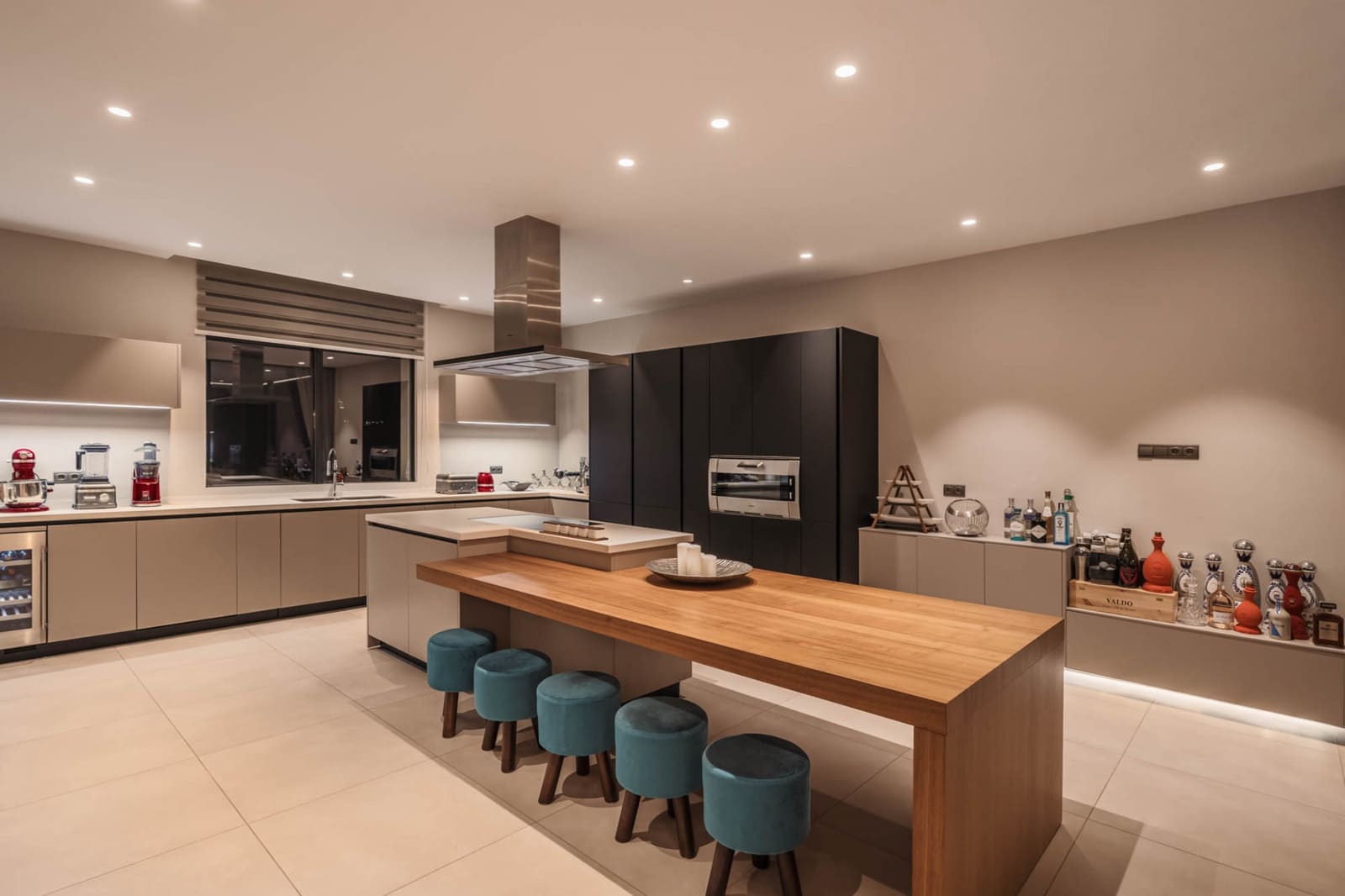 5 Zimmer Villa zu verkaufen in El Madronal mit Pool Garage - 6.495.000 € (Ref: 8893050)