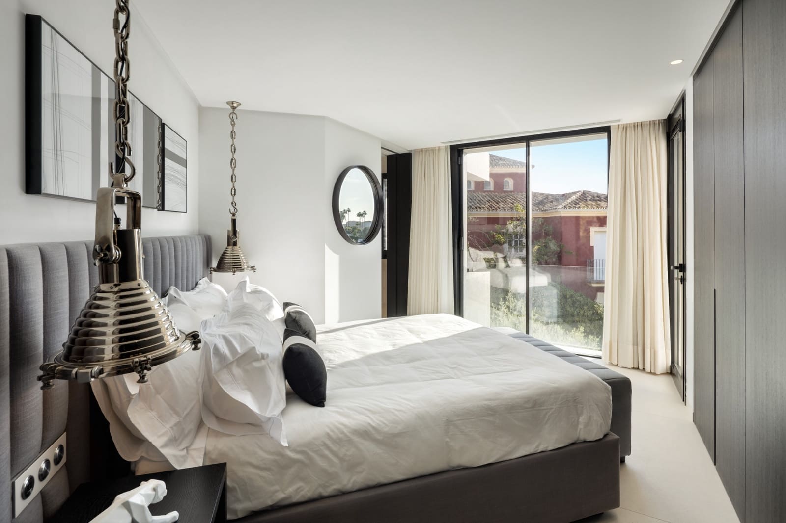 5 Zimmer Villa zu verkaufen in Benahavis mit Pool Garage - 5.895.000 € (Ref: 8961741)