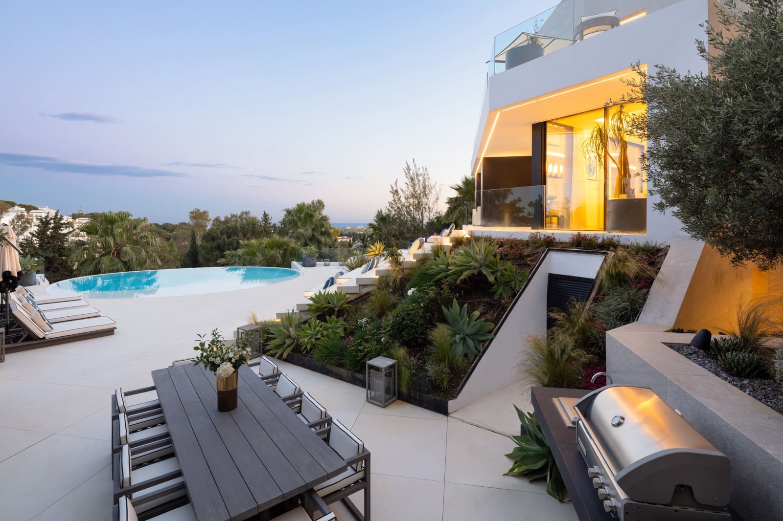 5 Zimmer Villa zu verkaufen in Benahavis mit Pool Garage - 5.895.000 € (Ref: 8961741)