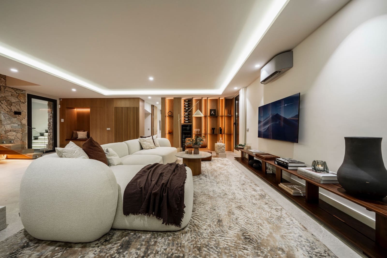 5 quarto Moradia para venda em Nueva Andalucia com piscina garagem - 2 475 000 € (Ref: 8988324)