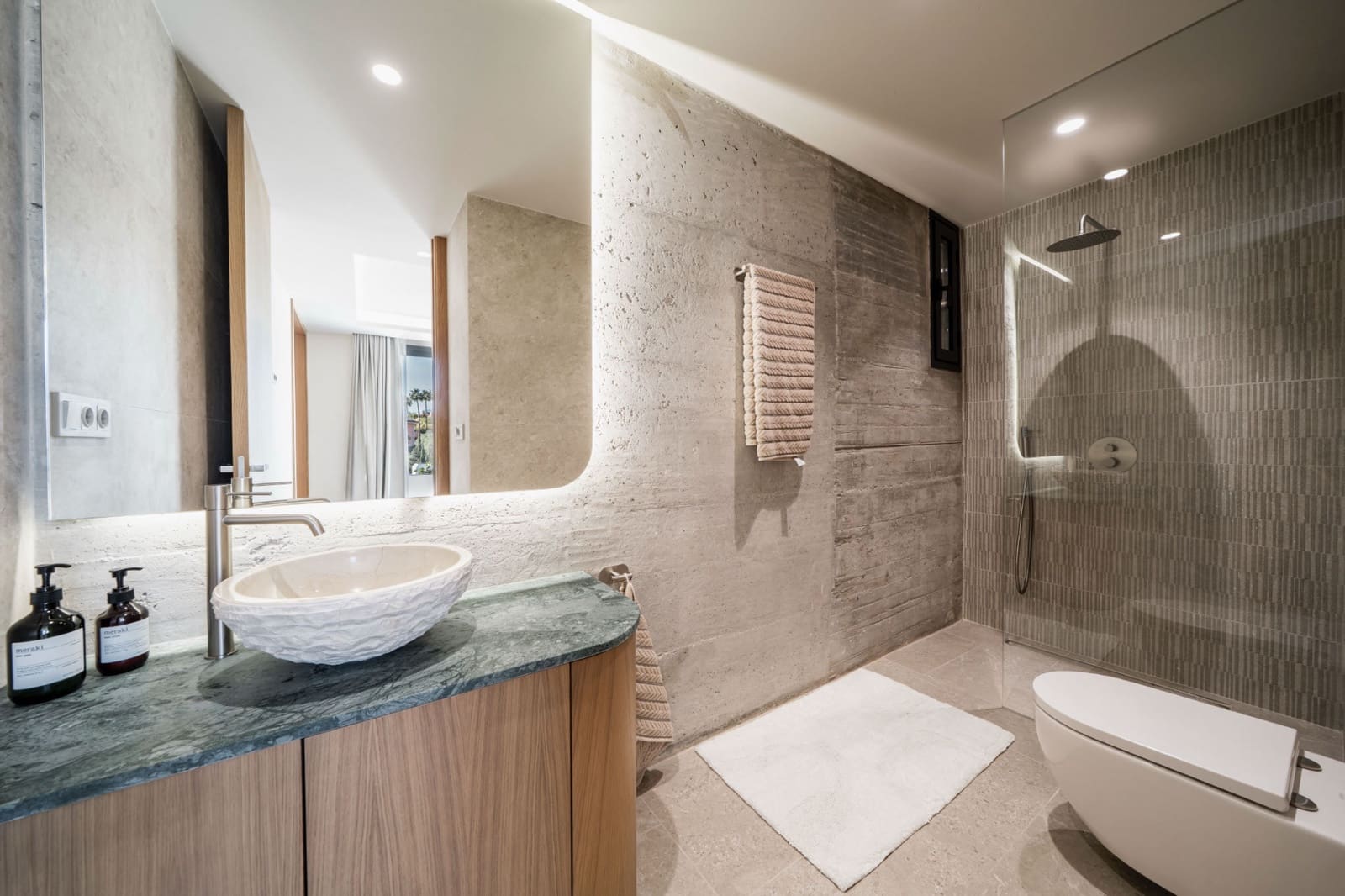 5 quarto Moradia para venda em Nueva Andalucia com piscina garagem - 2 475 000 € (Ref: 8988324)