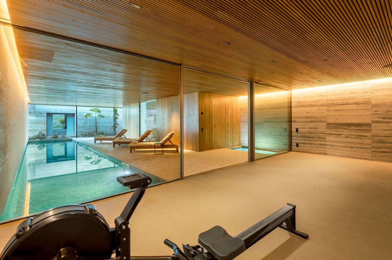 7 soveværelse Villa til salg i El Madronal med swimmingpool garage - € 10.800.000 (Ref: 9003293)