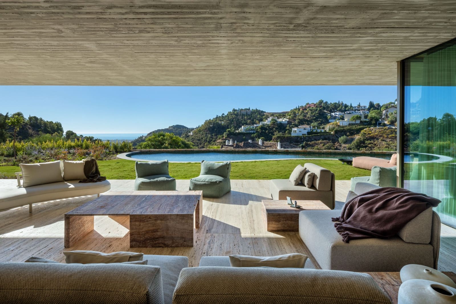 7 soveværelse Villa til salg i El Madronal med swimmingpool garage - € 10.800.000 (Ref: 9003293)