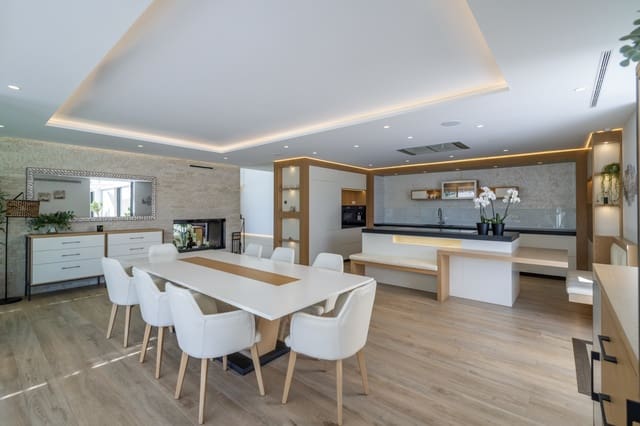 7 chambre Villa/Maison à vendre à El Paraiso, Estepona avec piscine garage - 15 000 000 € (Ref: 9012181)