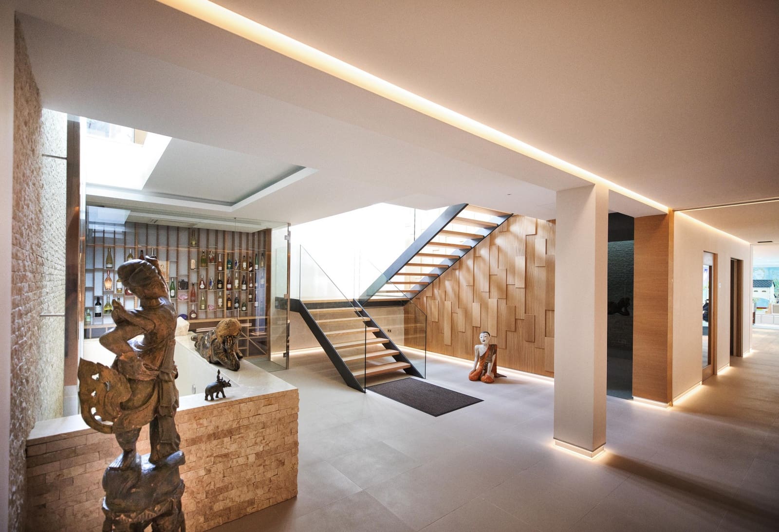 7 chambre Villa/Maison à vendre à El Paraiso avec piscine garage - 15 000 000 € (Ref: 9012181)