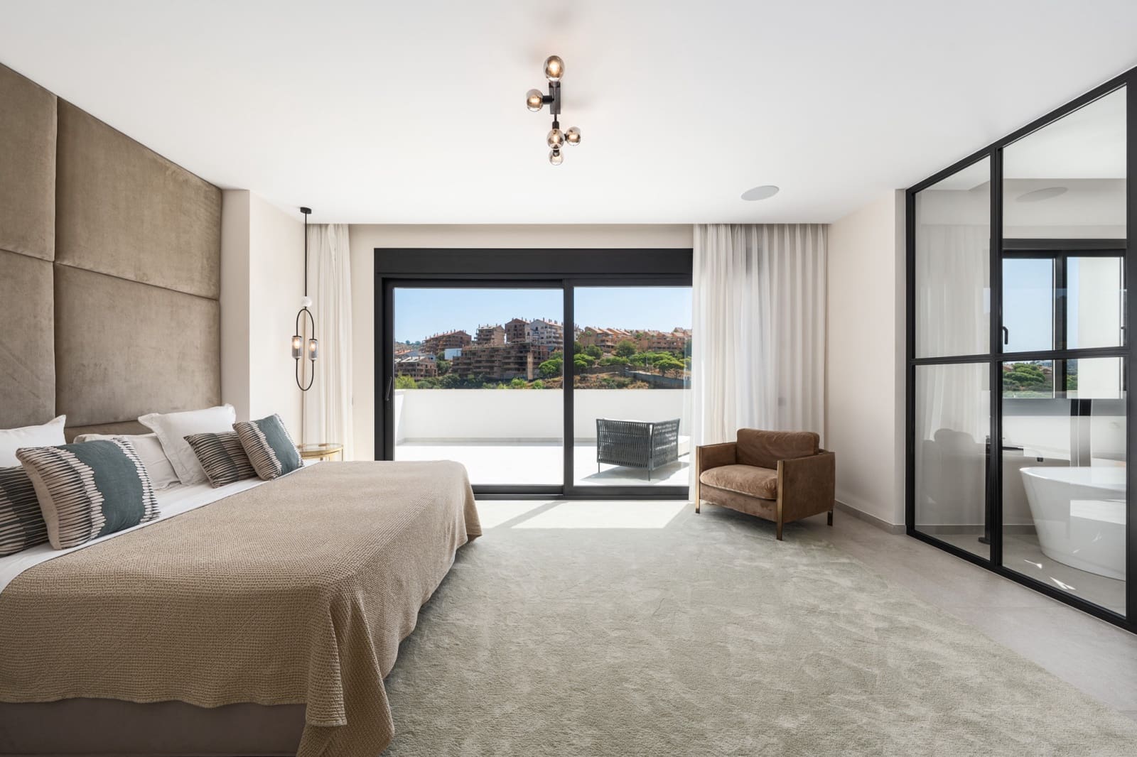 5 soveværelse Villa til salg i Marbella med swimmingpool garage - € 3.200.000 (Ref: 9104767)