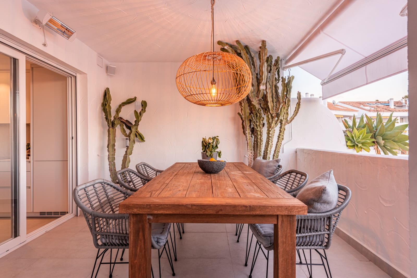 3 soverom Penthouse til salgs i Marbella med svømmebasseng garasje - € 849 000 (Ref: 9341086)