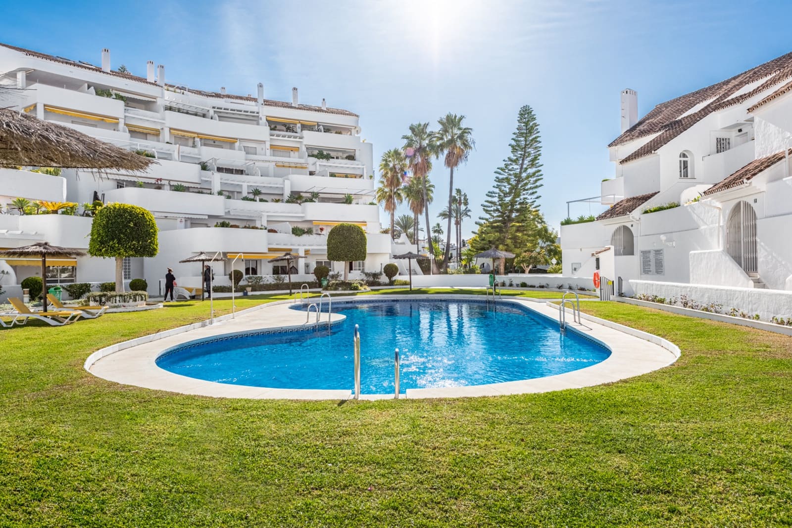 3 soverom Penthouse til salgs i Marbella med svømmebasseng garasje - € 849 000 (Ref: 9341086)