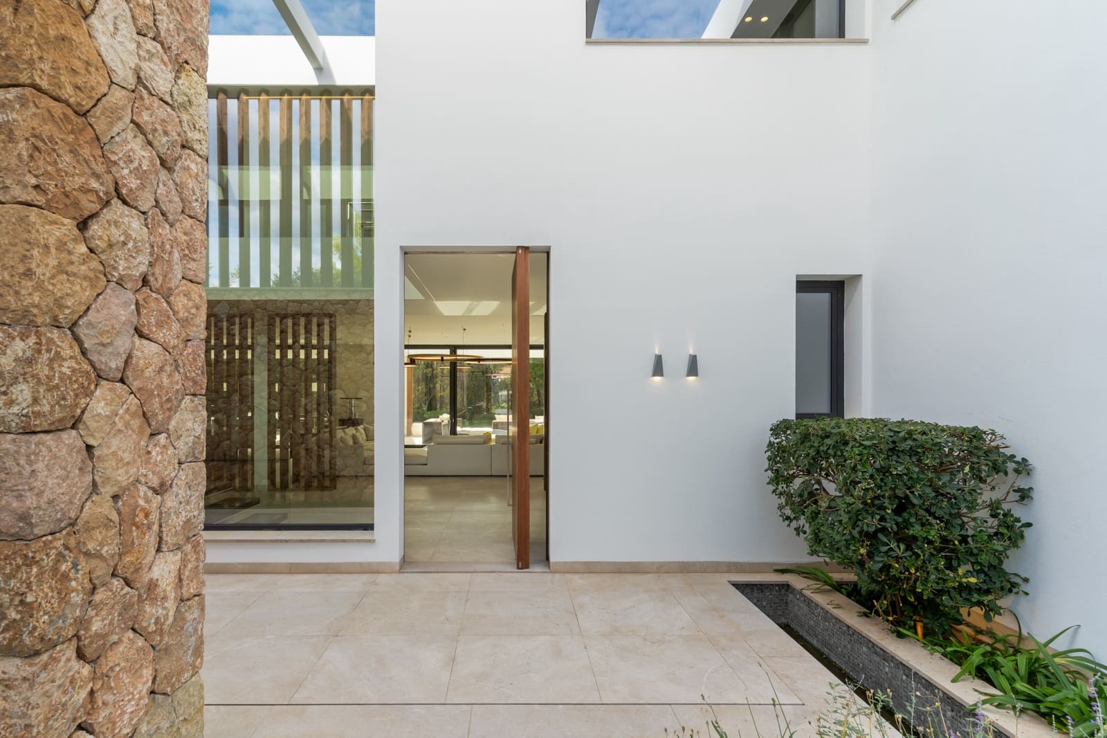 6 bedroom Villa for sale in Santa Ponsa with pool garage - € 7,500,000 (Ref: 9398408)