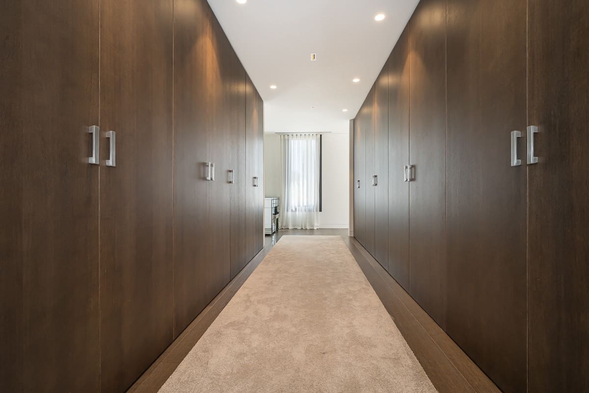 6 soverom Villa til salgs i Santa Ponsa med svømmebasseng garasje - € 7 500 000 (Ref: 9398408)