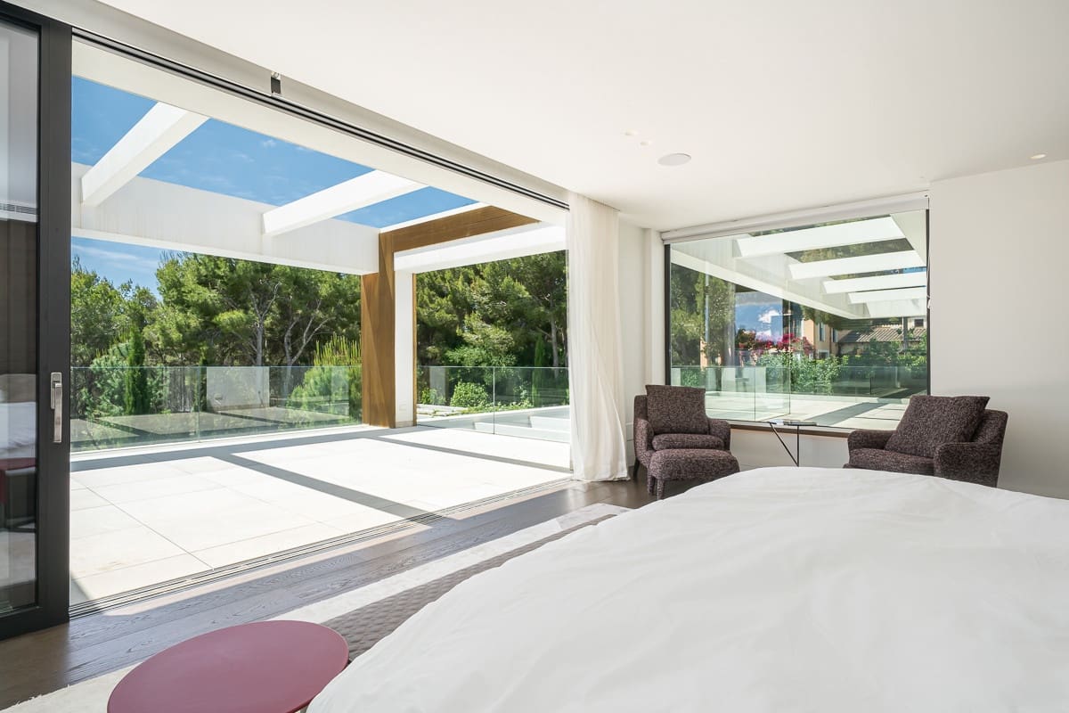 6 soverom Villa til salgs i Santa Ponsa med svømmebasseng garasje - € 7 500 000 (Ref: 9398408)