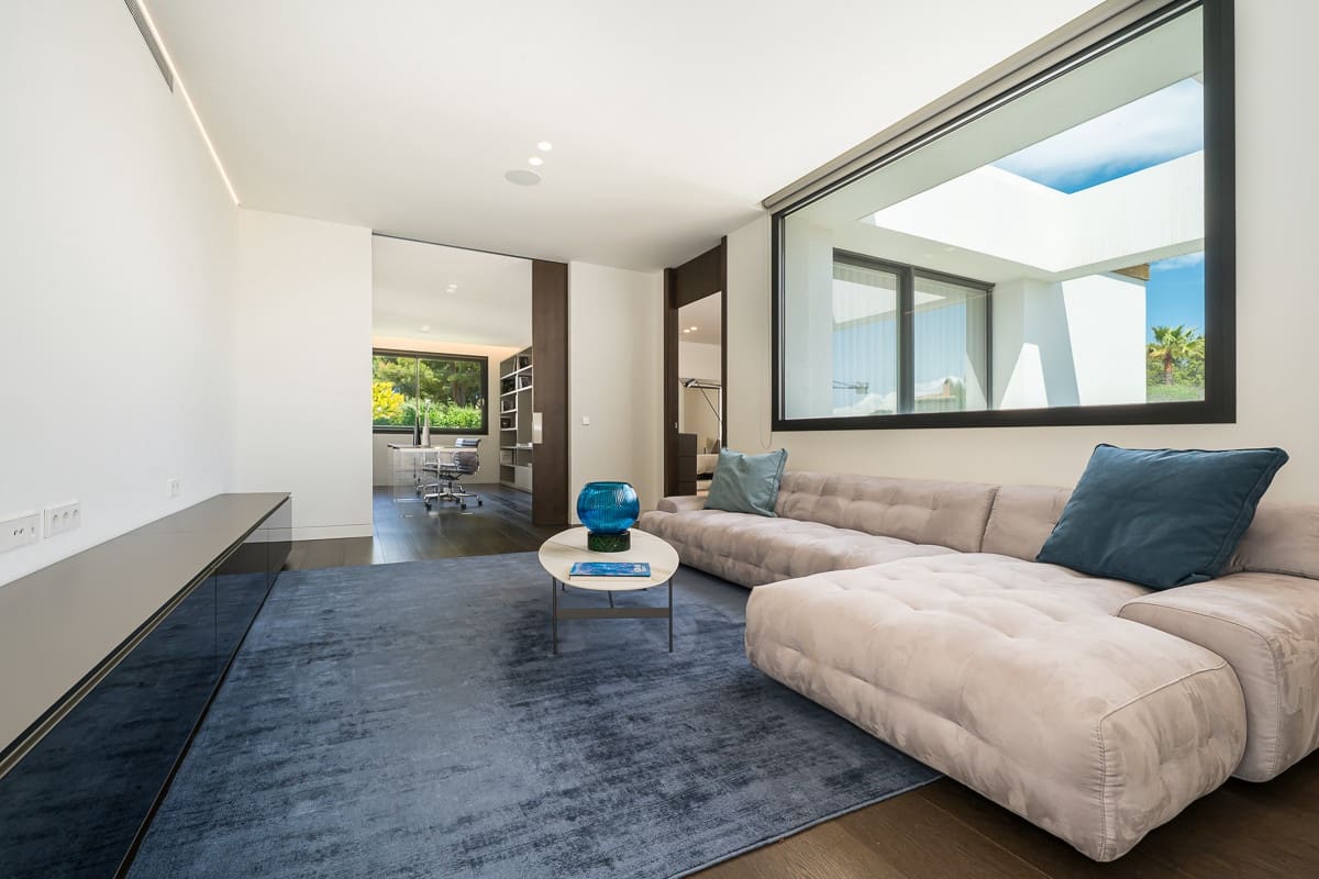 6 soverom Villa til salgs i Santa Ponsa med svømmebasseng garasje - € 7 500 000 (Ref: 9398408)